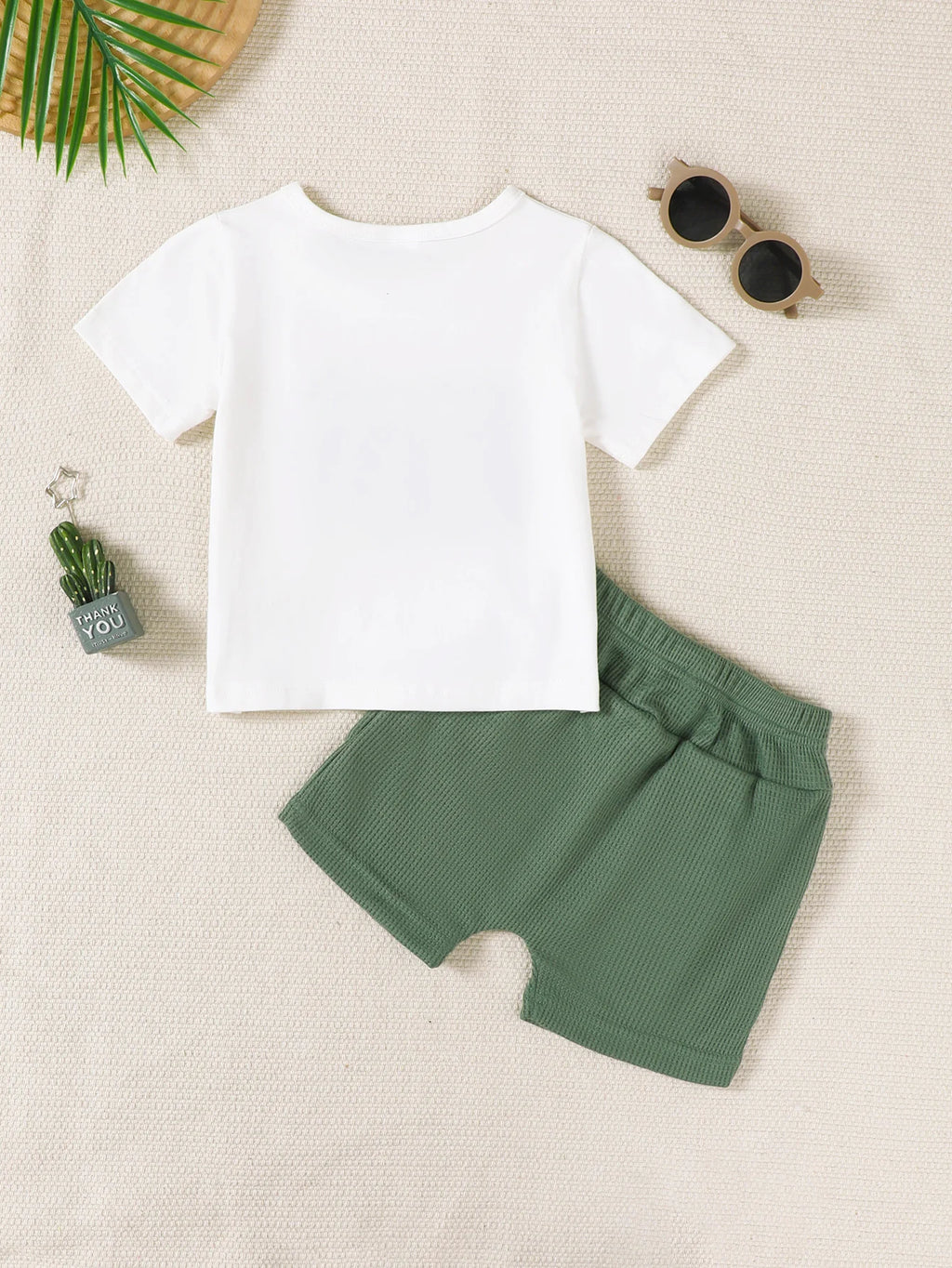 2Pcs Baby Boy Set Mom's Boy Letter Pattern Short Sleeve+Shorts Set Suitable for 0-3 Year Old Boys Summer Sports and Leisure Set
