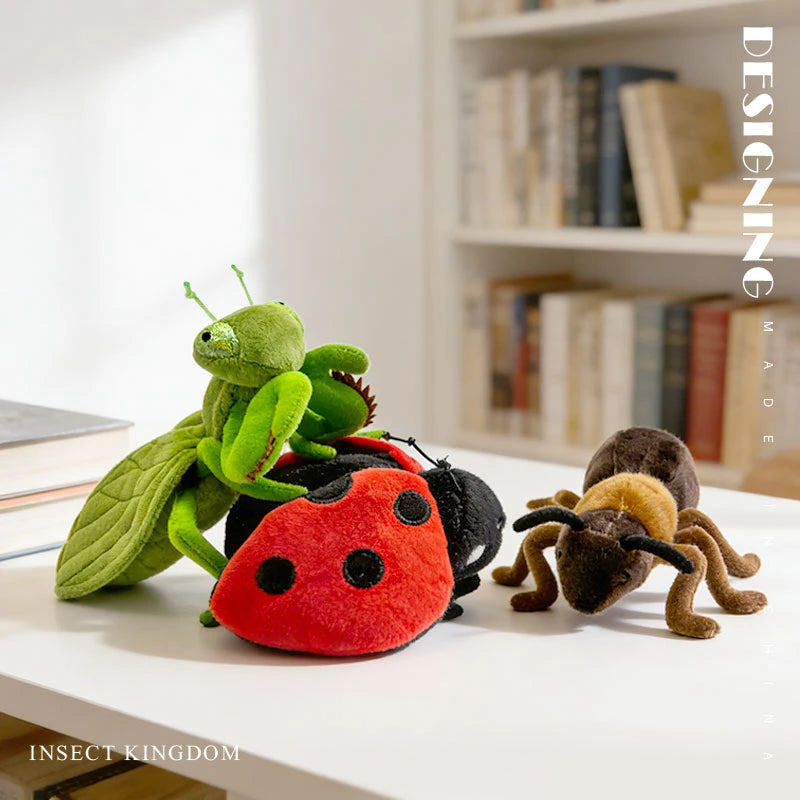 Wholesale 1pcs 6 Kinds Of Insects Plush Toys Lifelike Butterfly Ant Bee Ladybug Mantis Spider Funny Simulated Insect Model Doll