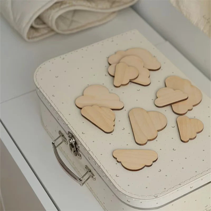 10Pcs/Set Nordic Style Cute Little Cloud Wooden Wall Stickers Decoration, Natural Wood Style Decoration for Home Living Room, Bedroom, Cafe, Guesthouse Wall Wooden Wall Stickers Decoration, Christmas, New Year, Wedding Decora