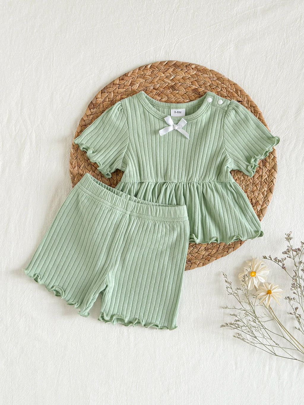 Newborn Baby Set Light Green Pit Strip Top+Pants Set Suitable for 0-9 Months Female Baby Comfortable Casual Set Baby clothing