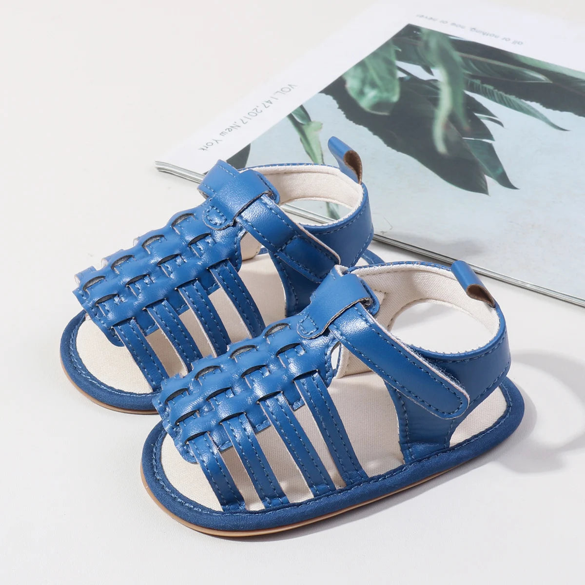 New Baby Sandals For 0-2 Years Old Boys And Girls Leather Surface And Rubber Sole Anti-slip Shoes Baby Indoor Walking Shoes
