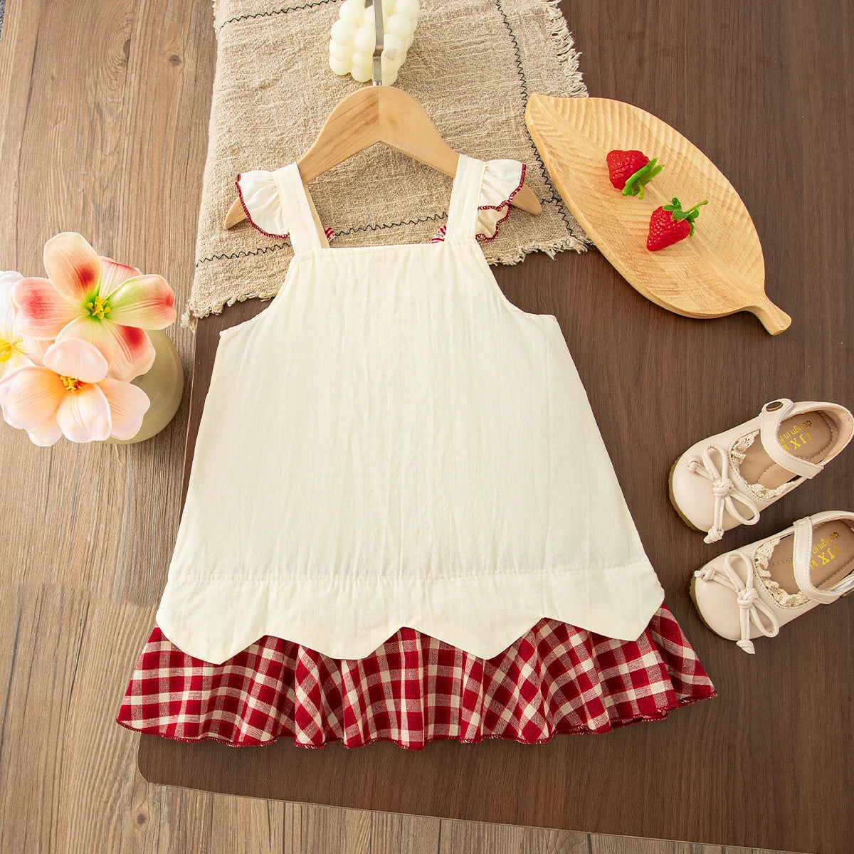 Baby Girl Dress Summer Strawberry Plaid Cotton Suspender Girl Dress Cute Bow Beach Princess Baby Dress Baby Girl Clothes