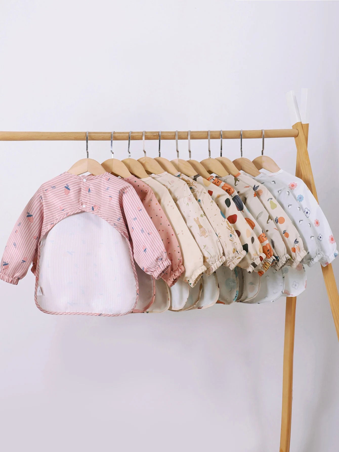 Danish children's long sleeved reverse dressing baby eating clothes bib super soft waterproof baby eating bag anti dirty feeding