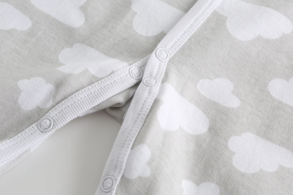 Kiddiezoom Fashion White Cloud Print Long Sleeve Causal Baby Boy Girl Rompers Soft 100%Cotton Infant Jumpsuits Newborn clothes