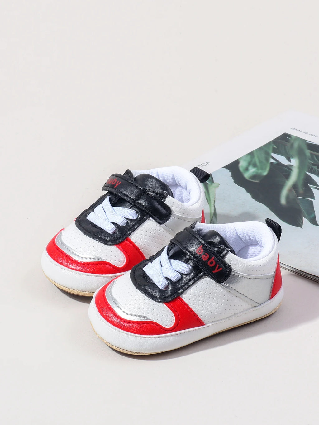 Hot Selling Newborn Baby Boys And Girls First Walking Causal Shoes Outdoor Anti Slip TPR Soles For Baby Unisex Toddler Shoes