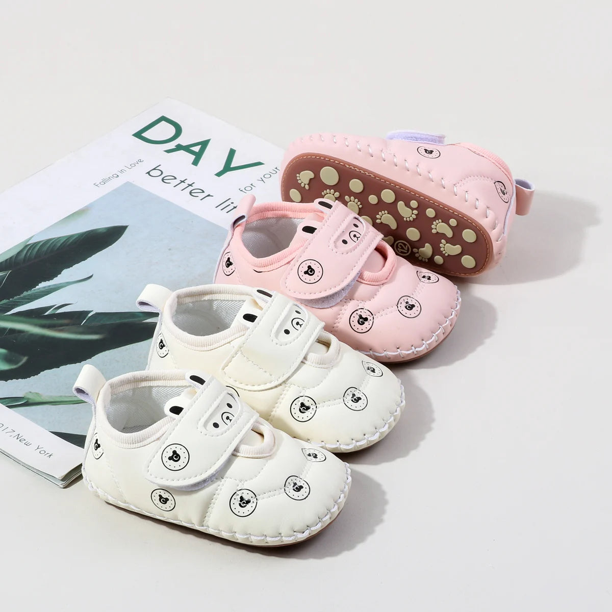 Spring And Autumn Baby Boy's And Girl's First Walking Toddler Shoes 0-18 Months Baby Unisex Sneaker Hook-loop Design