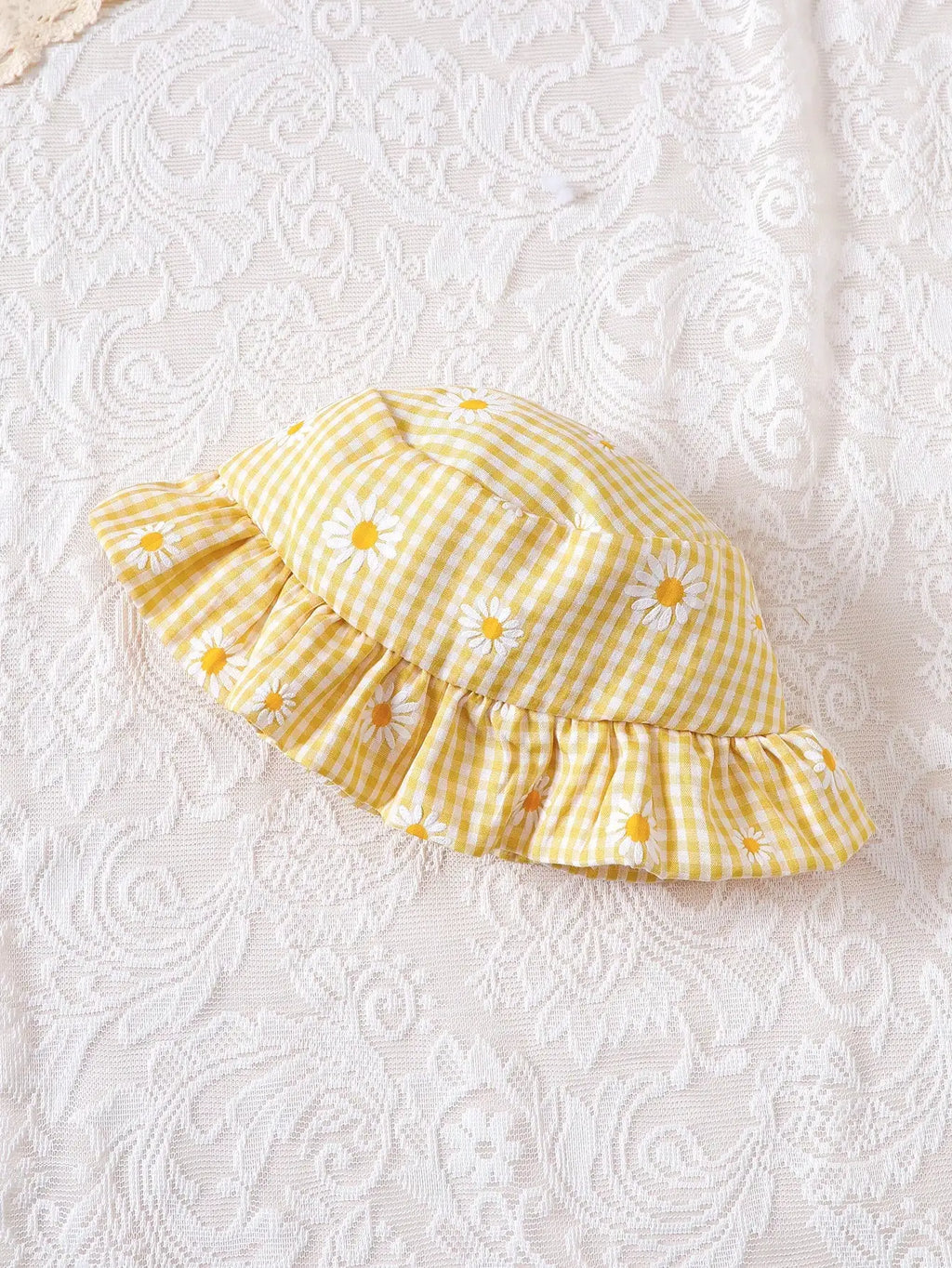 Summer Thin Casual Comfortable Cute Baby Girl Outfit Baby Girl Dress with Plaid Daisy Pattern Ruffle Strap Romper Dress + Hat Set