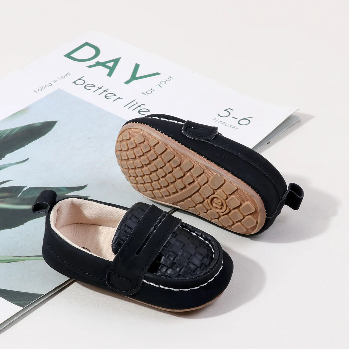 Baby Unisex Slip-on Toddler Shoes Spring And Autumn 0-18 Months Three Colors PU Leather And TPR Sole For Baby Boys And Girls