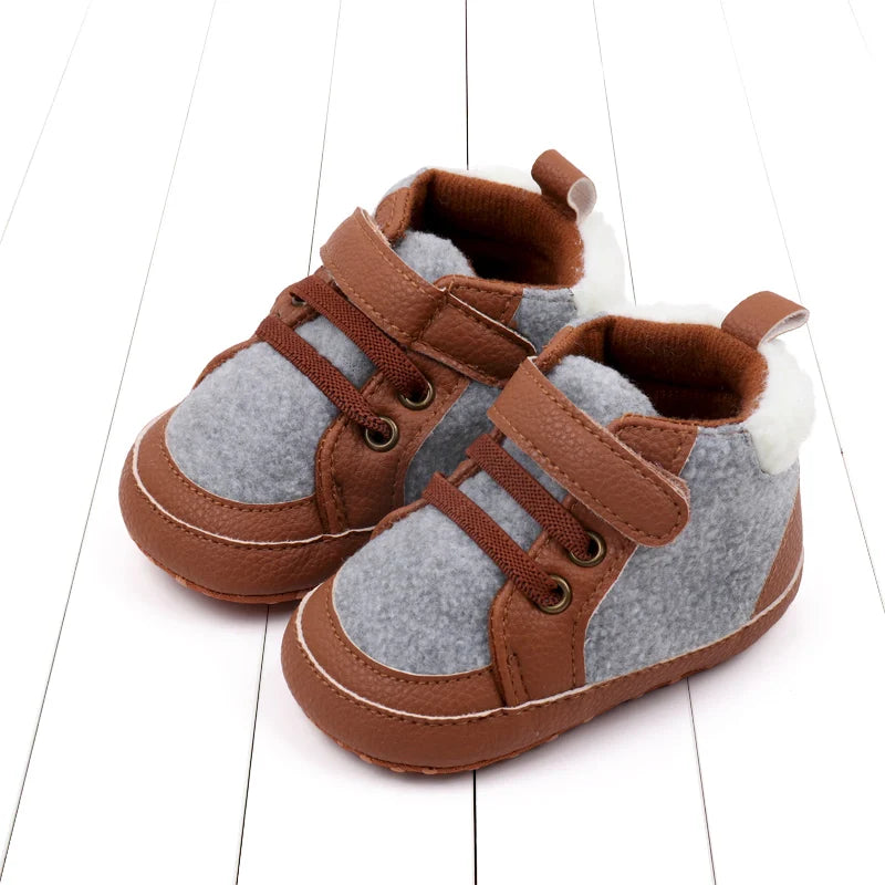 2025 Year New High-Top Trendy Fuzzy Shoes With Soft Rubber Sole Baby Shoes Baby Size Shoes Toddler Shoes Casual Walking Shoes