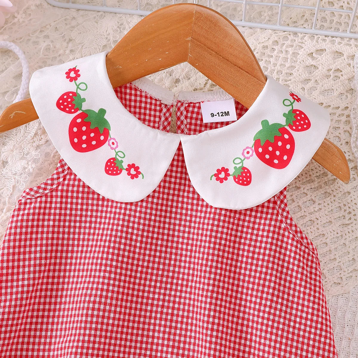 Summer Baby girl Dress Doll Collar Strawberry Printed plaid Dresses+Mini bag Set for Cute Baby girl Dresses aged 0-3 Years