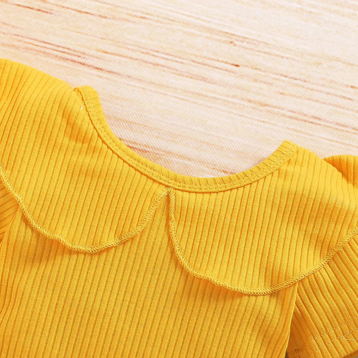 Baby girl's clothes New Year's Eve fashion summer top Luoyi ruffle hand closure collar head shoe photo print flower baby dress