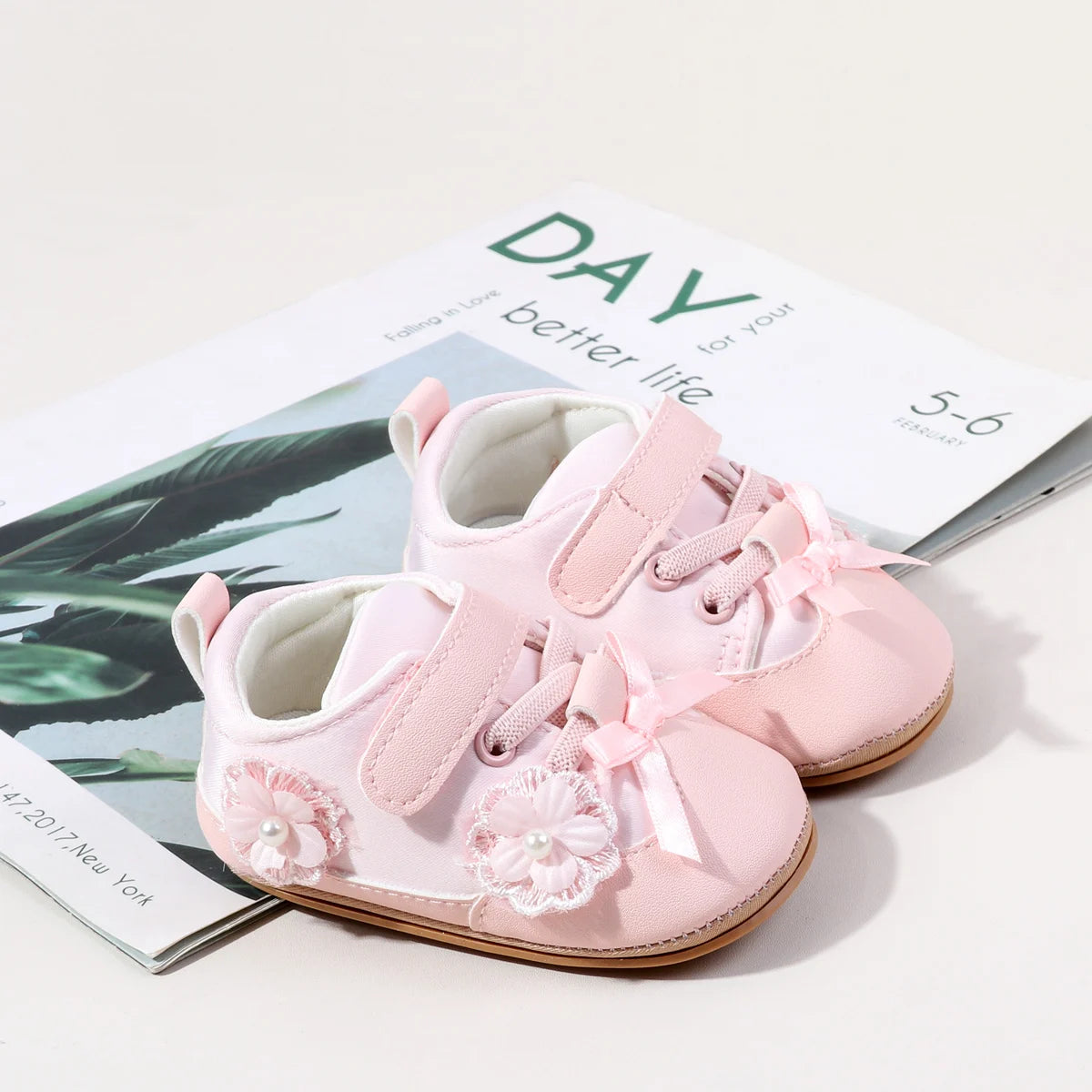 Baby Girls First Walking Toddler Shoes For 0-18 Months Spring And Autumn High Quality TPR Sole Four Colors Cute Flower Design