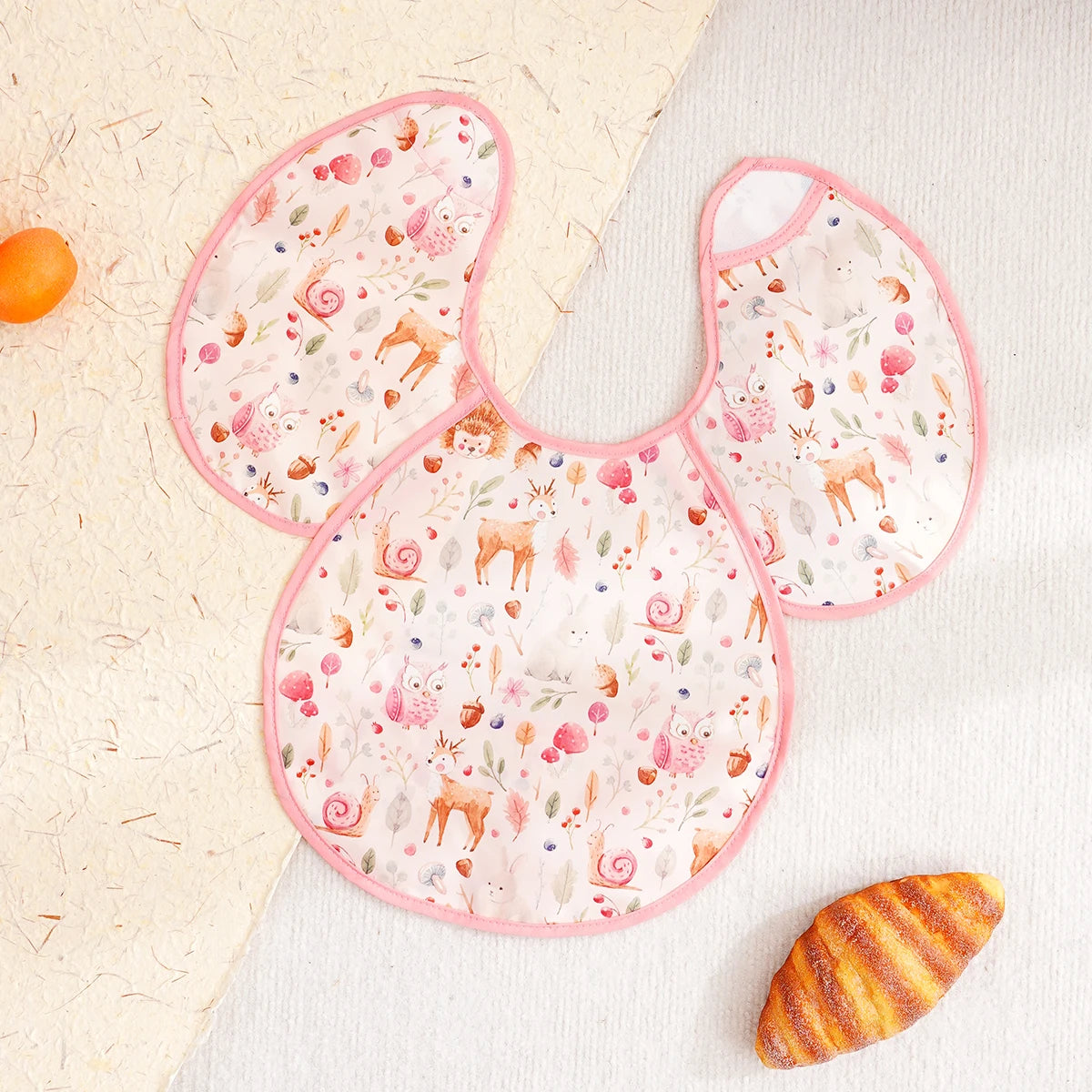 Elinfant New Fashion Pattern Waterproof Pocket Lunch Feeding Bibs Reusable Baby Bibs Cute Children Baby Apron Kids Burp Cloths