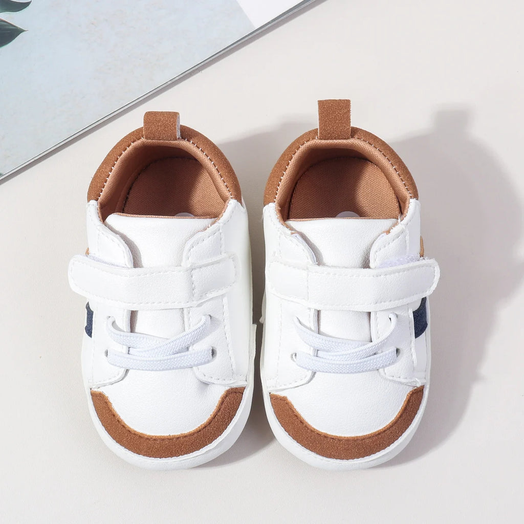 Newborn Baby Shoes Classic Leather Soft Soles Non Slip Toddler Walking Shoes for Boys and Girls 0-18M First Step Walking Shoes