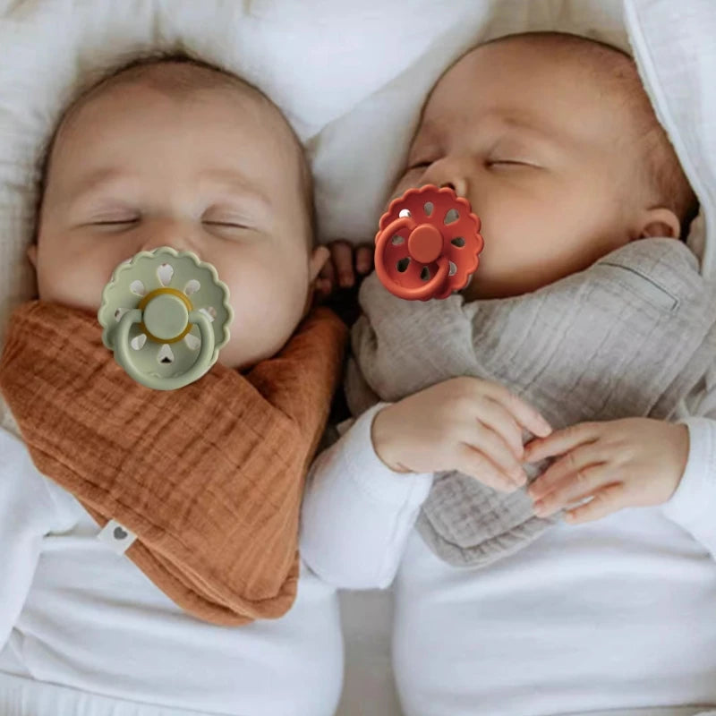 Soothing Pacifier for Newborns Flower Shaped Nipple for 0 to 6M Baby Boys Girls