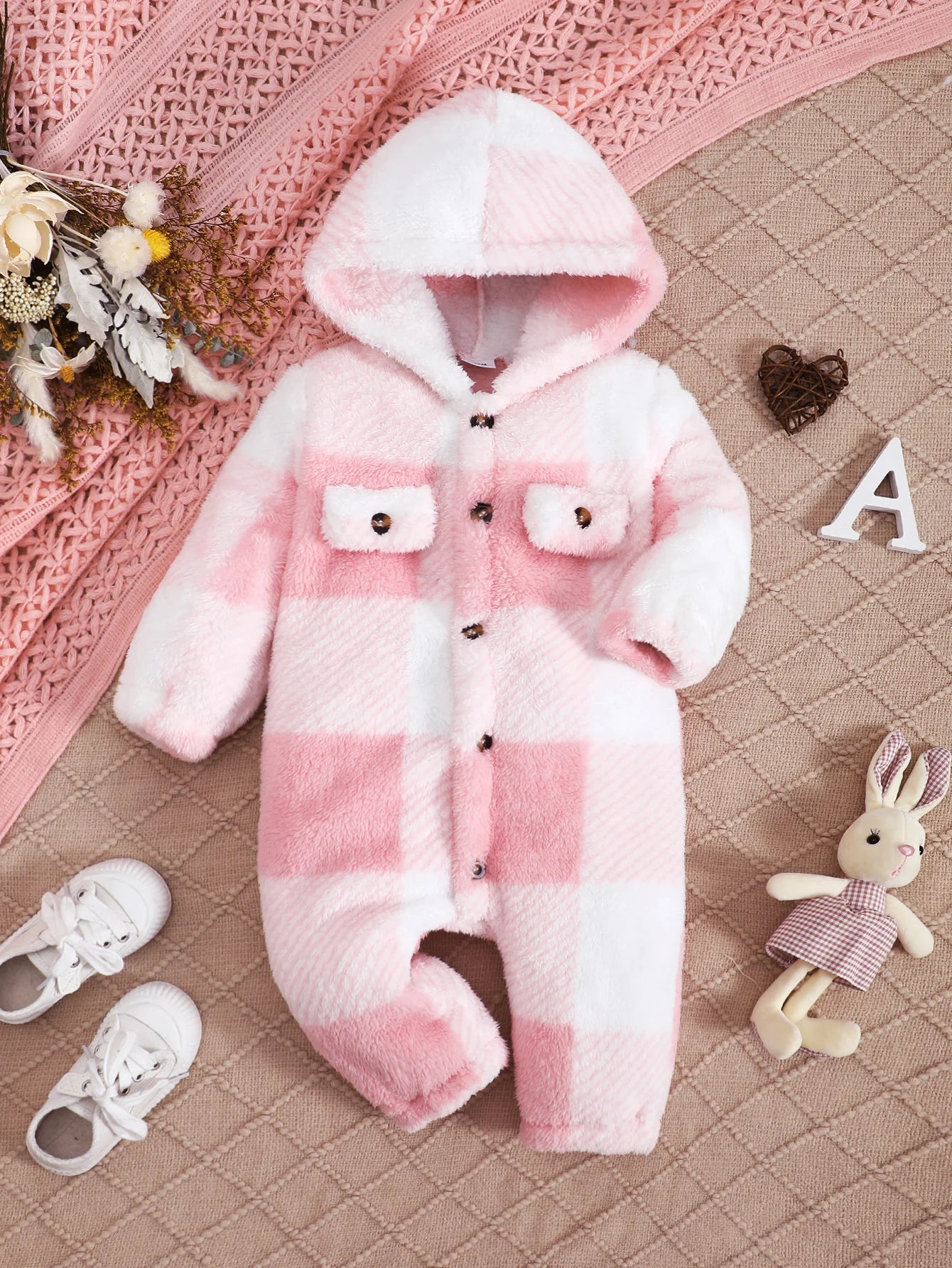 0-24 Months Baby girl Plush Hooded Color Blocked Checkered Long sleeved Jumpsuit Cute Baby girl Winter Warm Crawling Suit