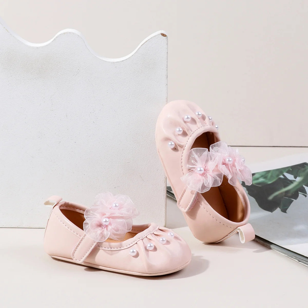 Charming Baby Girls' Pearl Decor Mesh Flower Soft Sole Flats