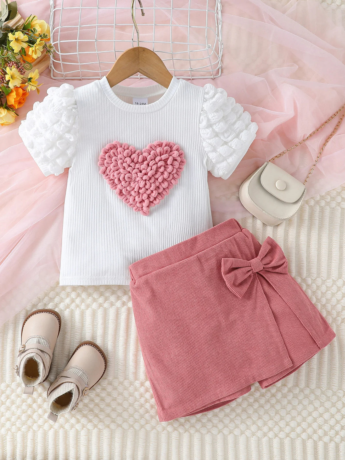 Children Girls Puff Sleeve With Heart Top& Solid With Bow Short Pants For 1-6Y Sets Clothes Kids Fashion Summer Suit
