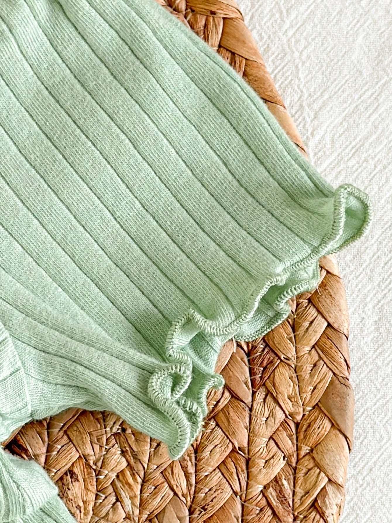 Newborn Baby Set Light Green Pit Strip Top+Pants Set Suitable for 0-9 Months Female Baby Comfortable Casual Set Baby clothing