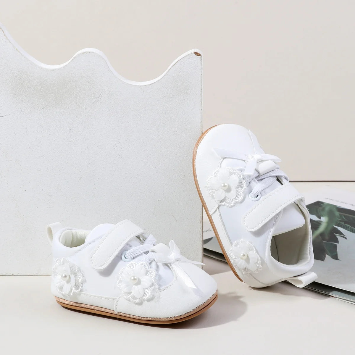 Baby Girls First Walking Toddler Shoes For 0-18 Months Spring And Autumn High Quality TPR Sole Four Colors Cute Flower Design