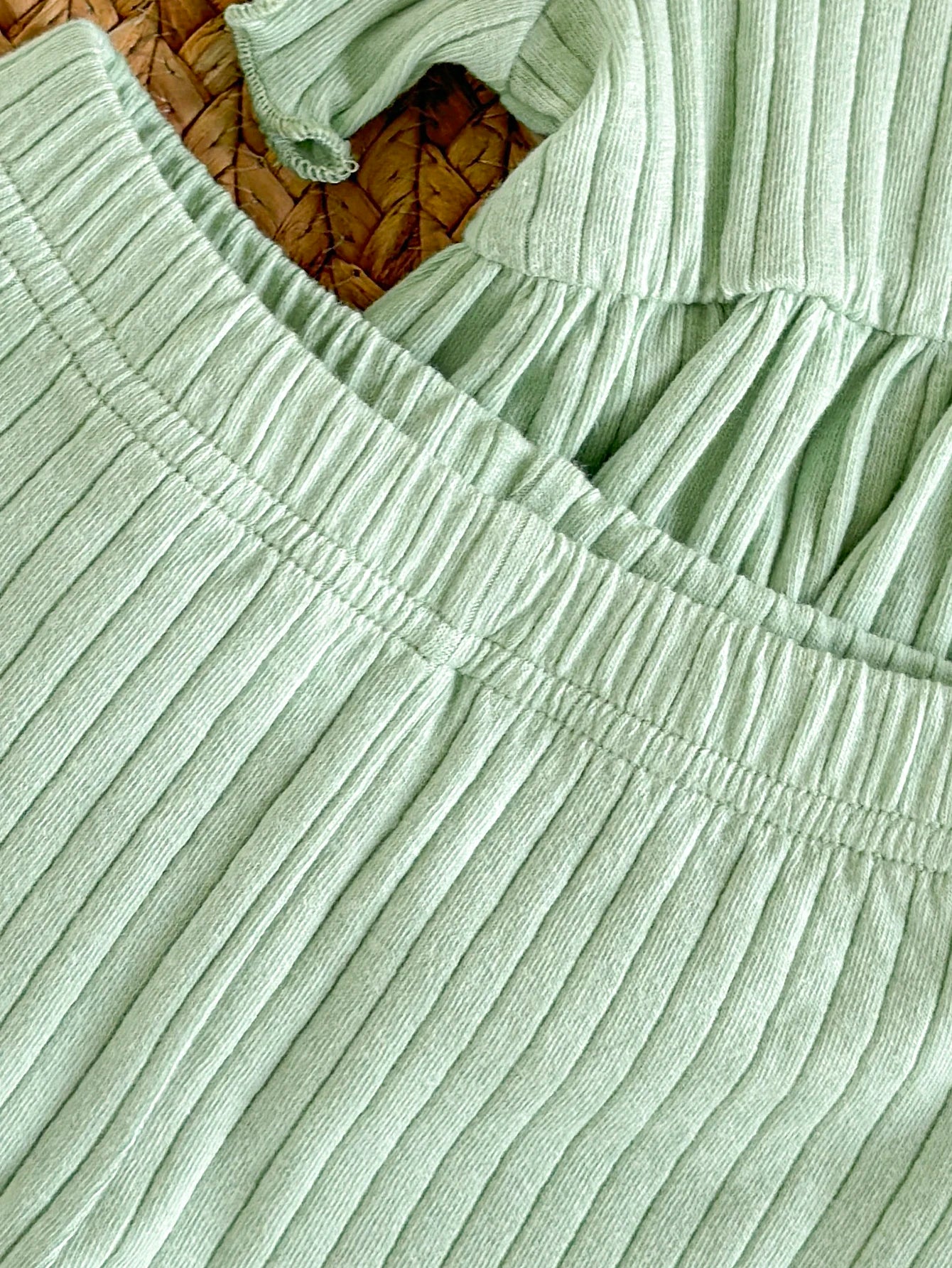 Newborn Baby Set Light Green Pit Strip Top+Pants Set Suitable for 0-9 Months Female Baby Comfortable Casual Set Baby clothing