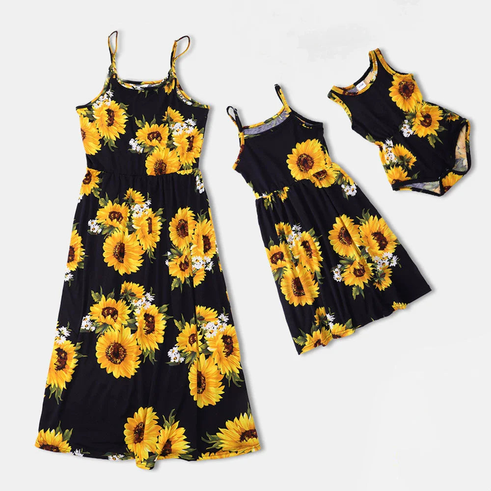 Summer Family Matching Outfits Women Jumpsuit Beach Girls Dresses Vestidos Baby Romper Mother Daughter Dress Children's Clothing