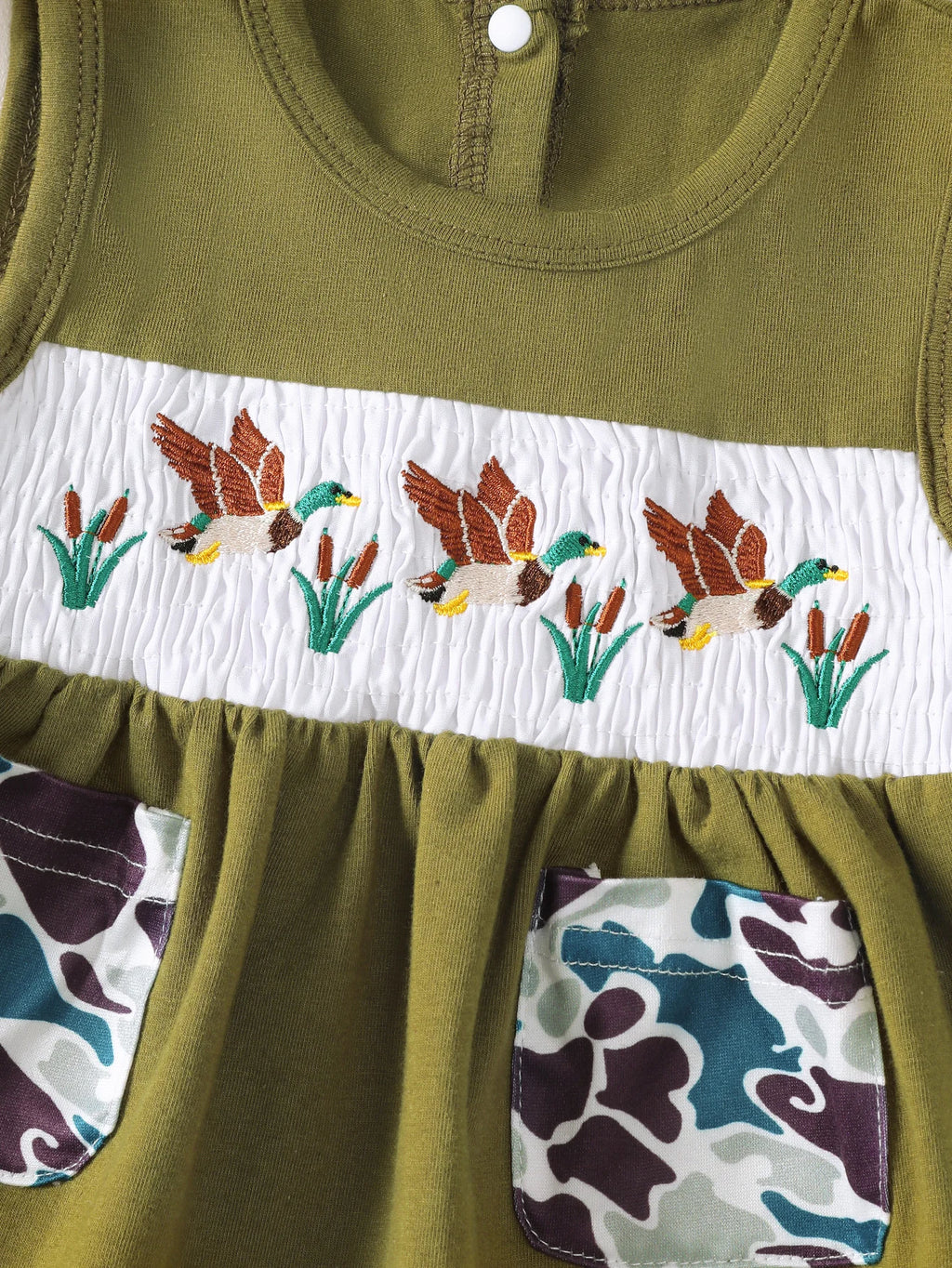 Baby Girl round Neck Sleeveless Duck Embroidered Pattern Shorts Set Infant Clothing Toddler Outfit Baby Girl's Summer Dress