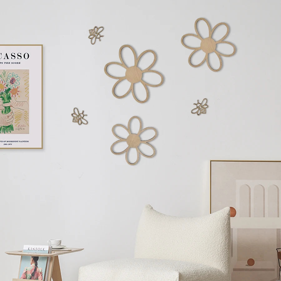 6Pcs/Set Nordic Style Wooden Hollow-Out Daisy Flower and Hollow-Out Bee Wall Decoration Wall Stickers, Natural Wood Style Decoration for Home Living Room, Bedroom, Cafe, Homestay Wall Wooden Wall Stickers Decoration