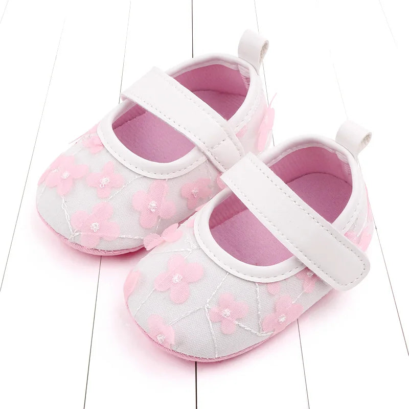 New Style Baby Girls First Walking Shoes Model 2025 Non Slip Polyurethane Sole Indoor Outdoor 0-18 Months Three Colors