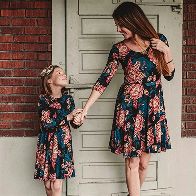 Summer Dress Women Casual Family Matching Outfits Mother Daughter Dress Girl Robe Boho Dresses Children's Clothing Vestidos