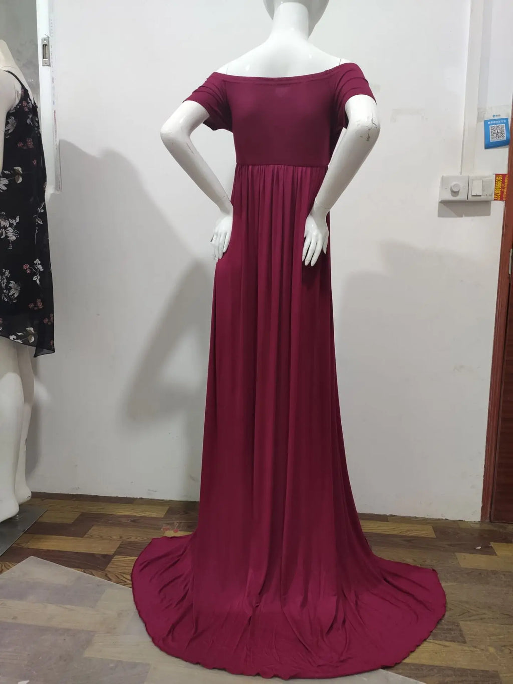 Maternity Drees