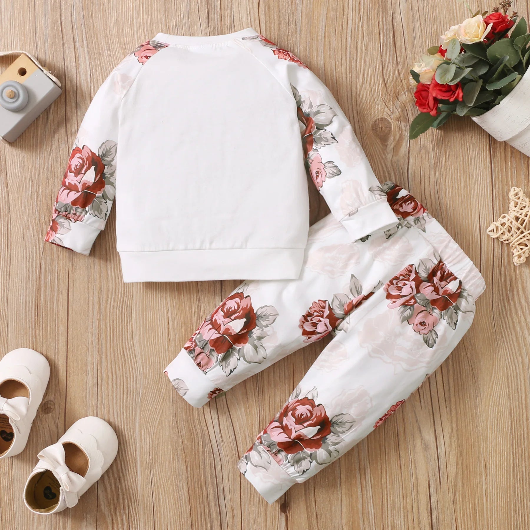 Cute Baby Girl Round Neck Rose Print Top+Pants two-piece Set for Girls Fashionable Autumn Set Suitable forToddlers Aged 0-2Years