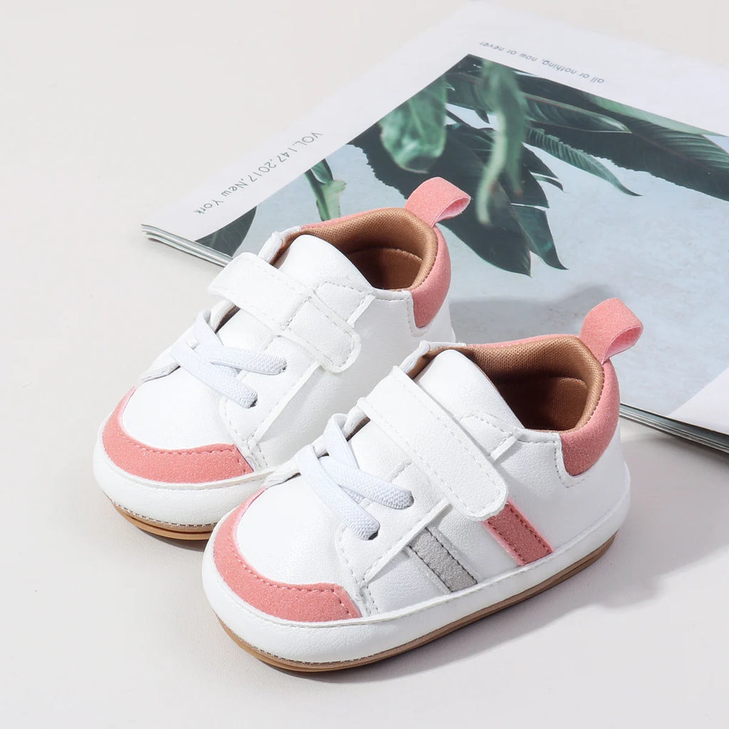 Newborn Baby Shoes Classic Leather Soft Soles Non Slip Toddler Walking Shoes for Boys and Girls 0-18M First Step Walking Shoes