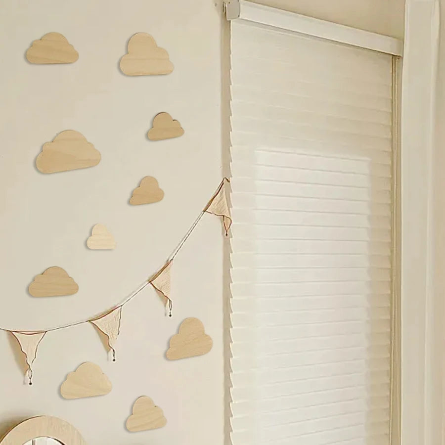 10Pcs/Set Nordic Style Cute Little Cloud Wooden Wall Stickers Decoration - Natural Wood Style Decoration for Home Living Room, Bedroom, Cafe, Homestay Wall Wooden Wall Stickers Decoration - Christmas, New Year, Wedding Decora