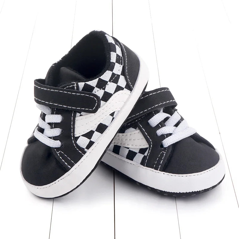 2025 Autumn Baby Boys And Girls First Walking Toddler Shoes Fashion Design For 0-18M Baby Unisex Sneaker High Quality Soft Sole