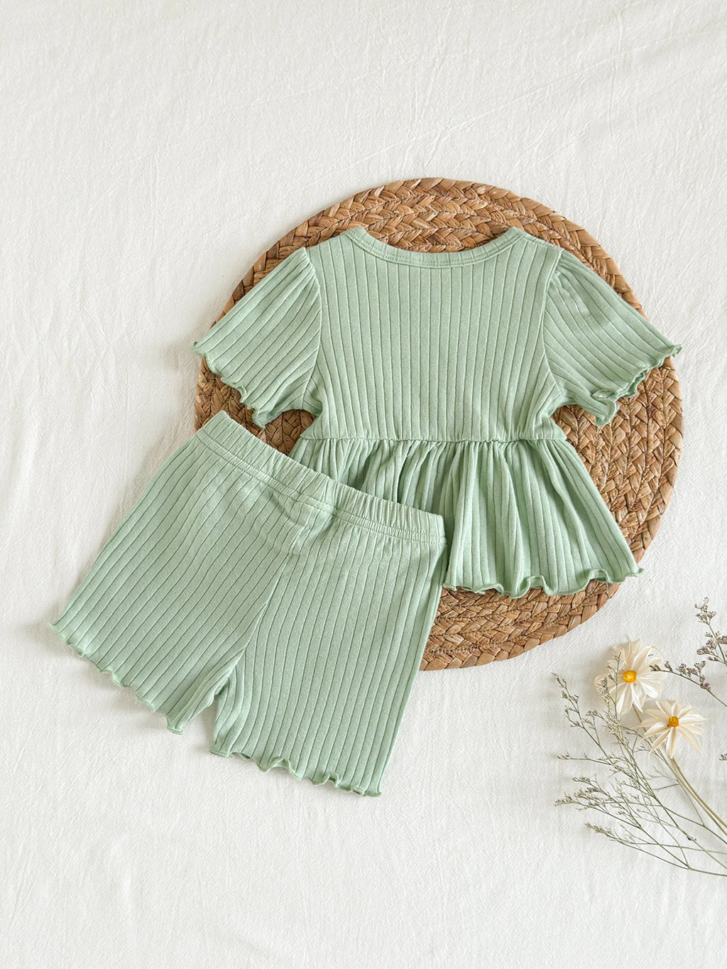 Newborn Baby Set Light Green Pit Strip Top+Pants Set Suitable for 0-9 Months Female Baby Comfortable Casual Set Baby clothing