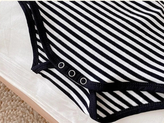 Somenie Unisex Baby Outing Triangular Bodysuit  Boys' Fashion Striped Short-Sleeve Outing Romper Girls' Cute Homewear Onesie
