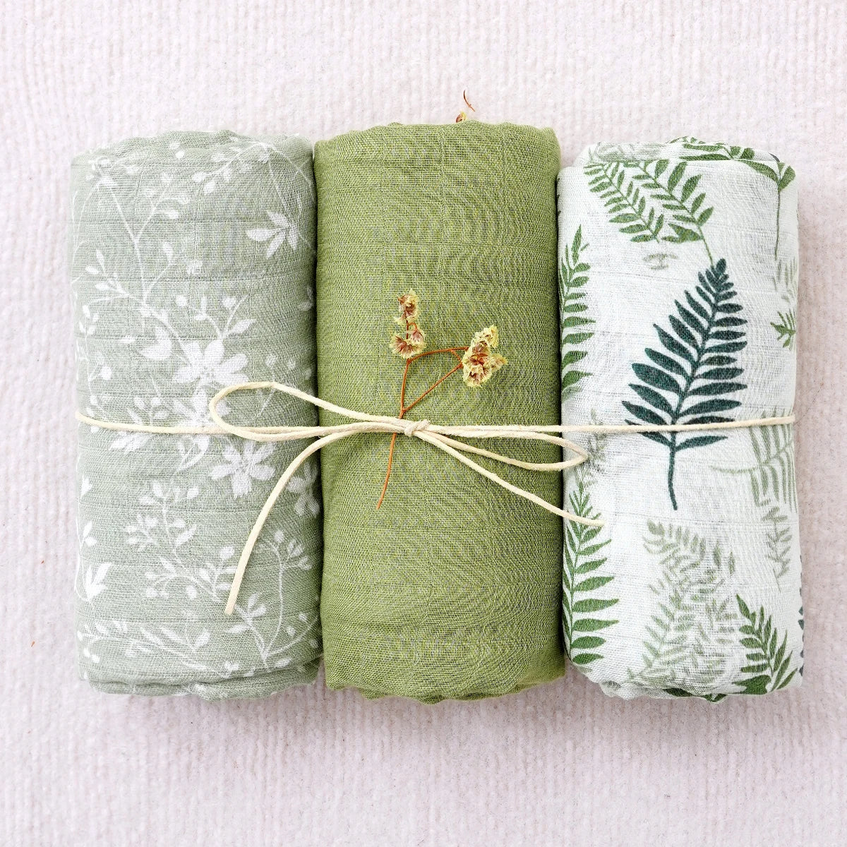 Elinfant Bamboo Cotton Muslin Swaddle Blanket 3 Piece Set Newborn Swaddle Wrap Nursing Cover