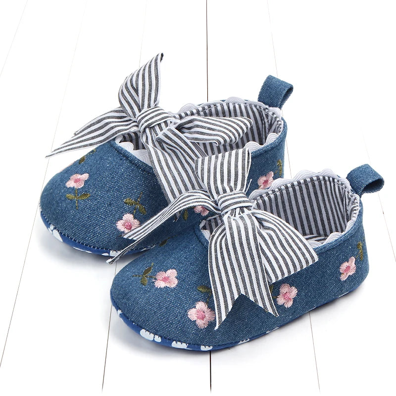 Cute Baby Girl Flower Bow Princess Shoes Spring & Autumn Fashion Design Soft Soled Solid Comfortable Infant Shoes First Walkers
