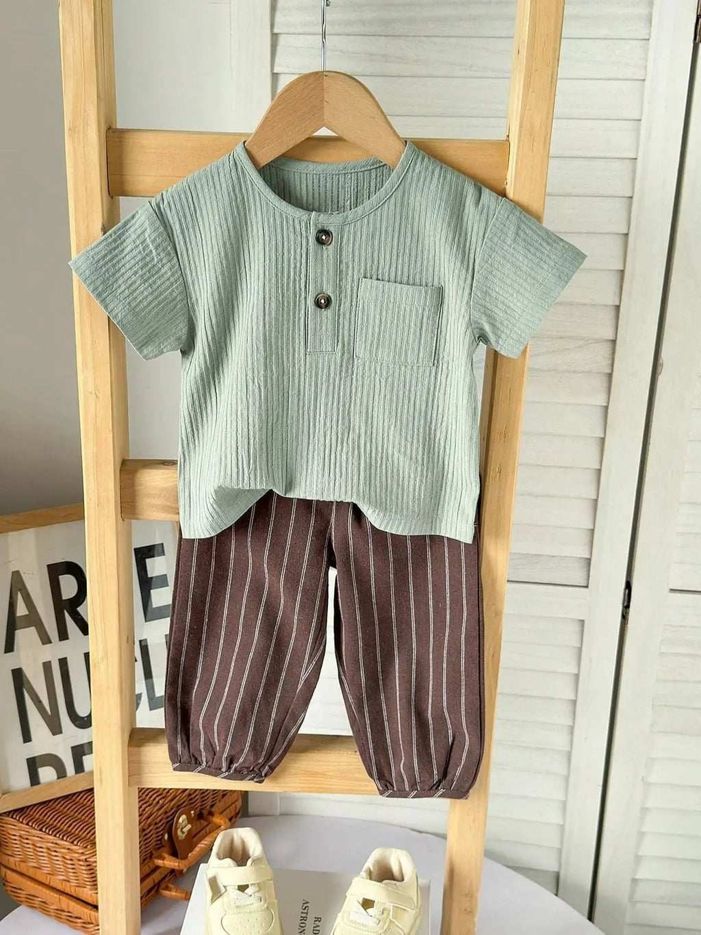 0-3 Year old Baby boy Summer Outfit Comfortable Solid Color Button Top+Striped Pants 2-piece Set Baby boy Summer Casual Suit