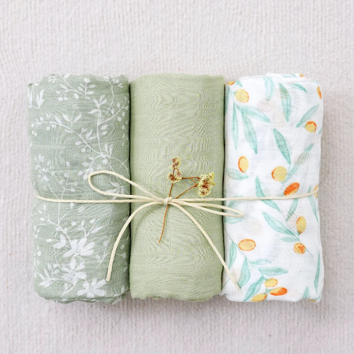 Elinfant Bamboo Cotton Muslin Swaddle Blanket 3 Piece Set Newborn Swaddle Wrap Nursing Cover