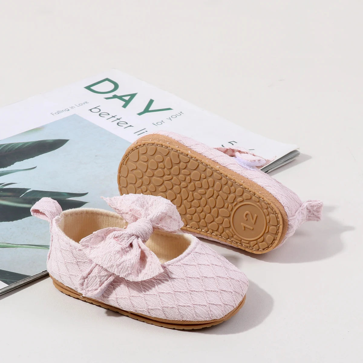 Baby Shoes Soft Mary Jane Beautiful Girl Style Spring and Summer Sandal For Newborn Toddler 0-18 Months New Fashion