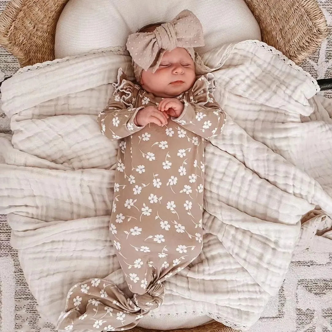 Newborn Baby Bath Towel 6 Layer Gauze Muslin Swaddle Cotton Receive Blankets Swaddling Wrap Lace Langer New Born Diapers Bedding