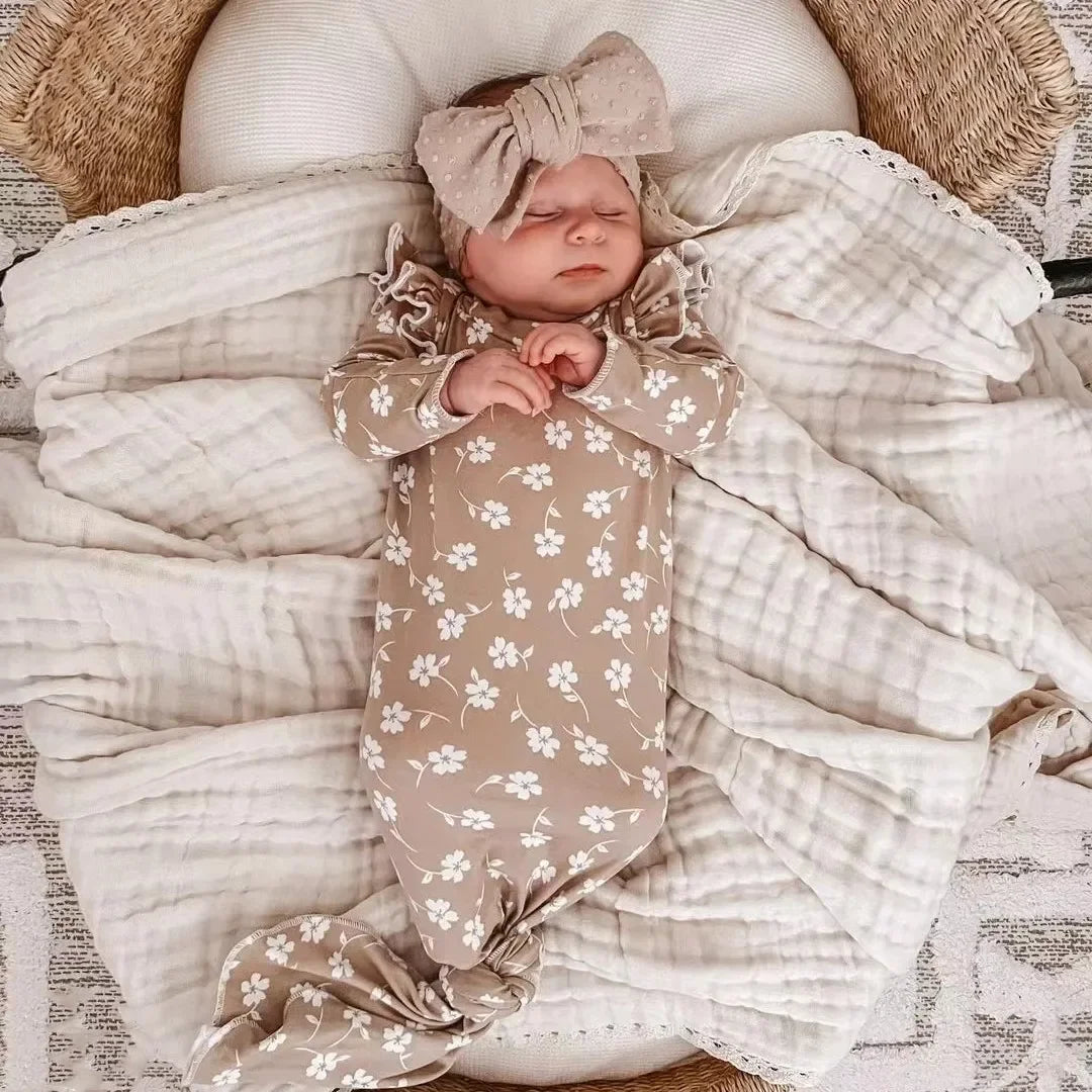 Newborn Baby Bath Towel 6 Layer Gauze Muslin Swaddle Cotton Receive Blankets Swaddling Wrap Lace Langer New Born Diapers Bedding