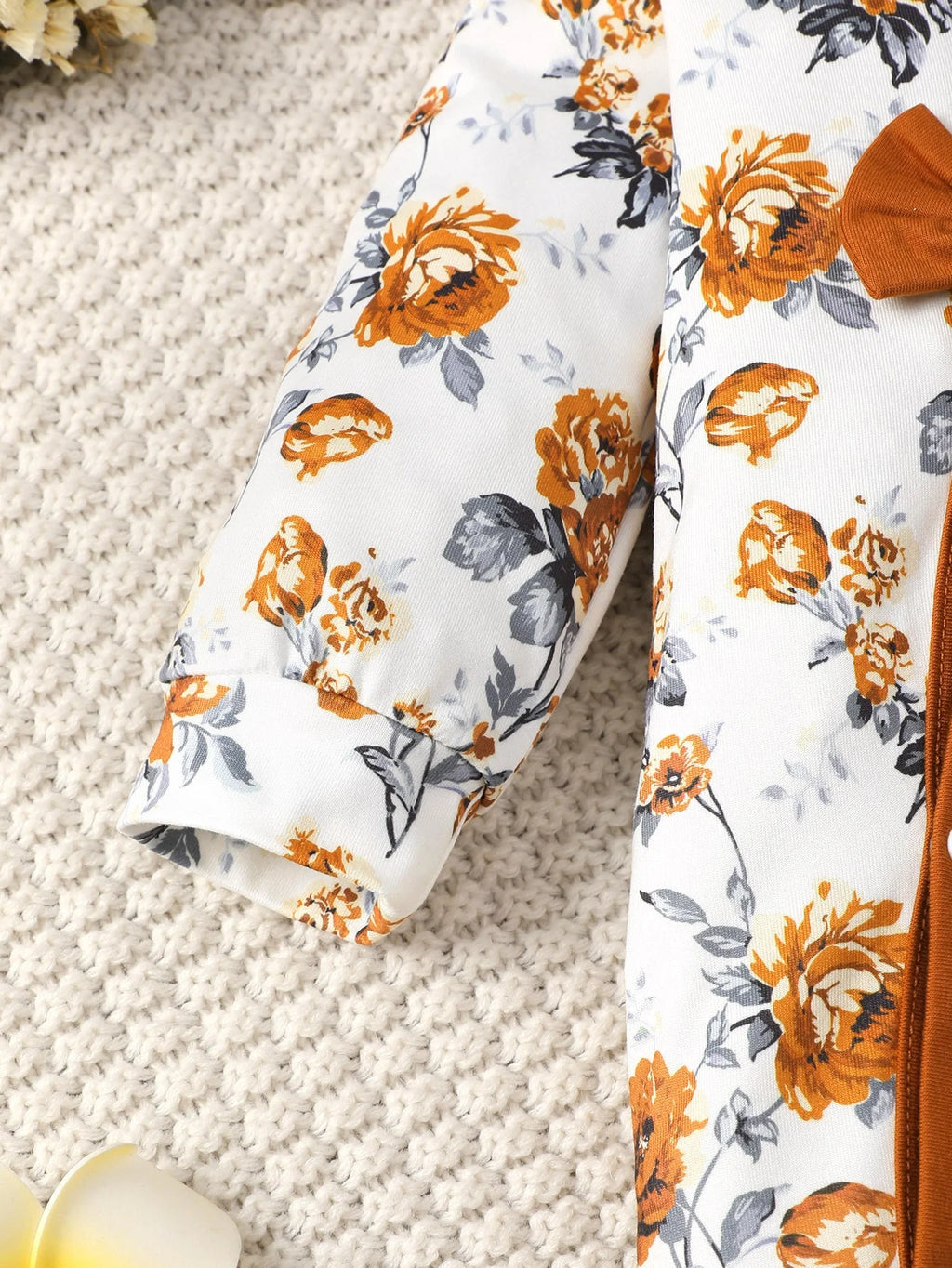 Baby girl Bodysuit open button floral full print long sleeved Bodysuit+Hat 0-24 months newborn Baby girl spring autumn Bodysuit