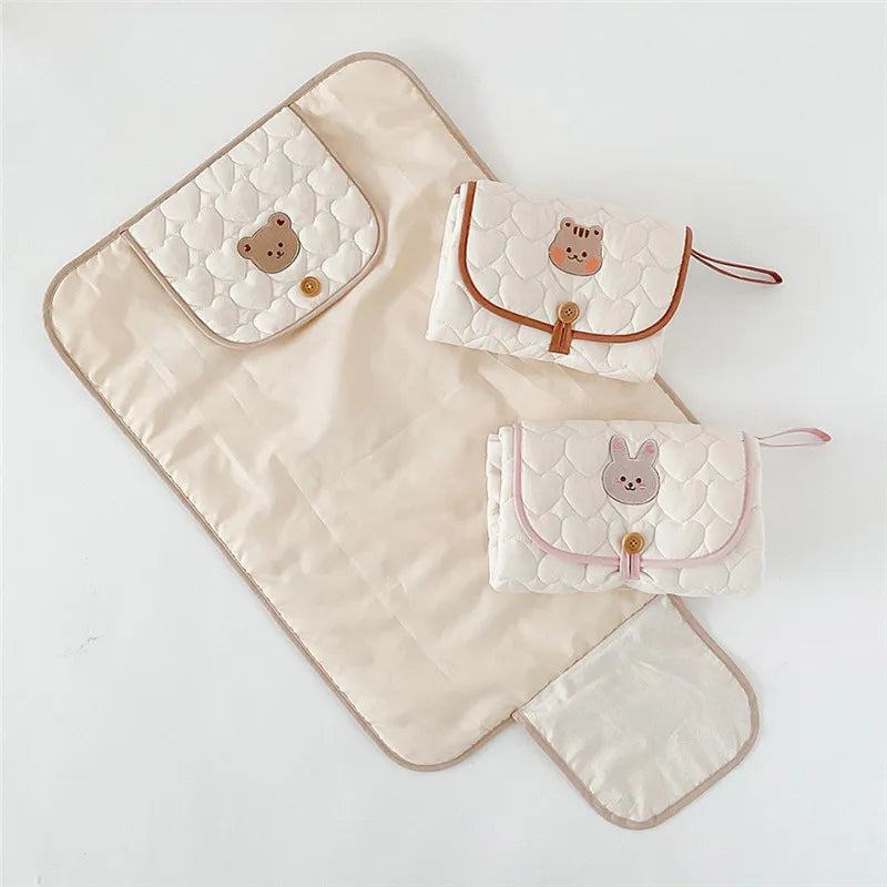Portable Baby Diaper Changing Pad for Newborn Quilted Bear Foldable Waterproof Diaper Mat Infant Urine Pad Reusable Baby Items