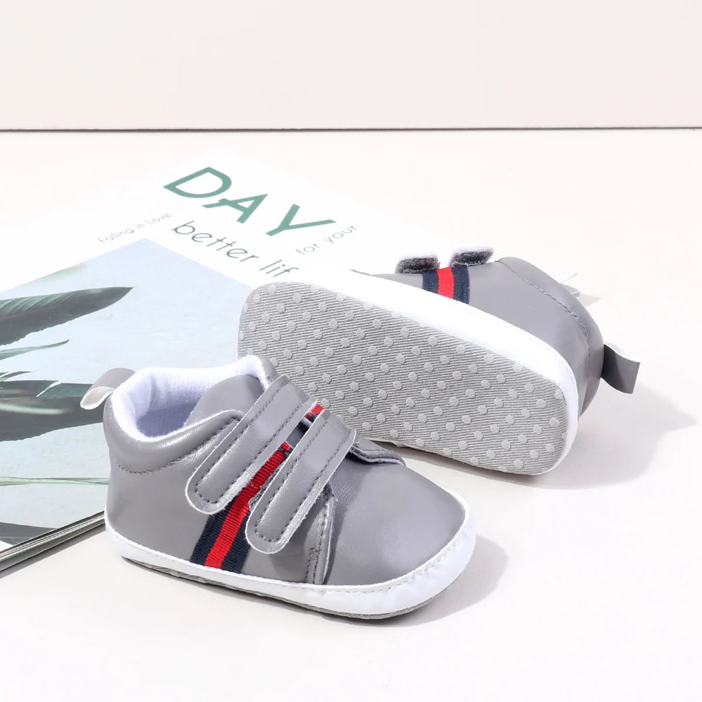 2025 Spring and Autumn Baby Boys Girls First Walking Indoor Outdoor Toddler Shoes Casual Sports Design PU Leather For 0-18M