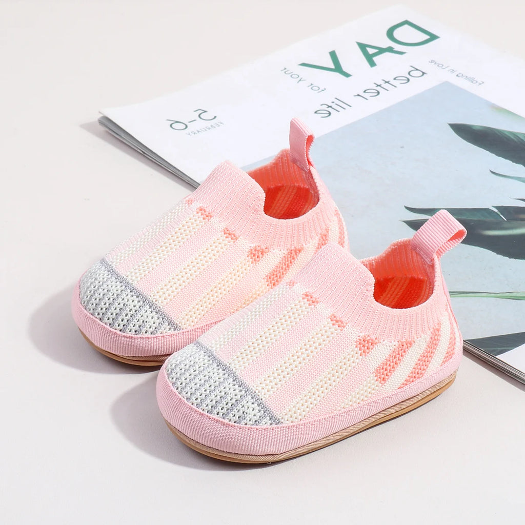 2025 Spring New Slip-on Toddler Shoes Baby First Walkers Boys Girls Autumn Non-Slip Classic Plaid Sneakers Sport Shoes