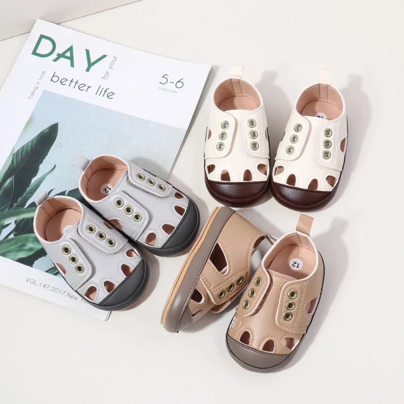 Spring/Summer New Style Baby Shoes with Hollow Design for Good Air Circulation Soft and Anti-Slip Function for Learning Walkers