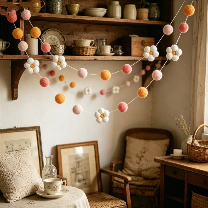 2Pcs/Set Nordic Nepal Handmade Wool Ball Pink Daisy Flower Tassel String Decoration for Home Room Wall Decoration, Storage Blue/ Fireplace Decorative Wreath